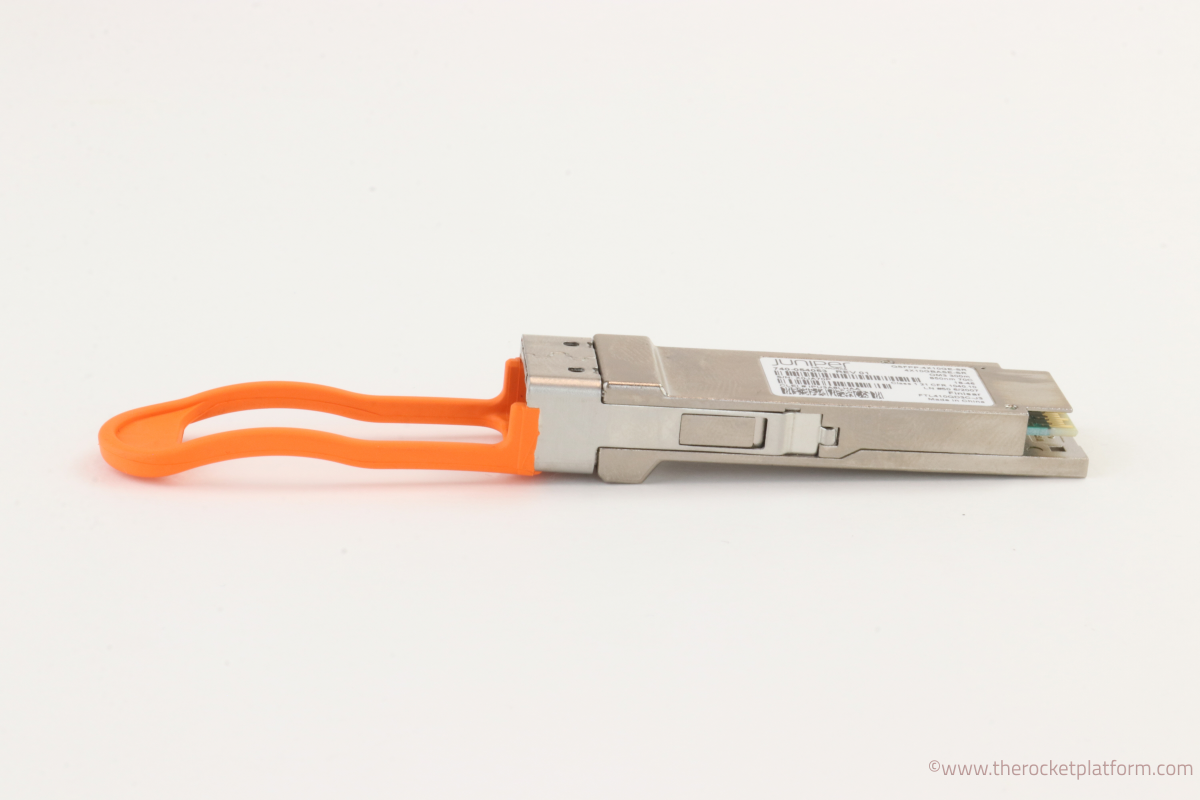 740-054053 - Juniper 40G QSFP+ Breakout into 4x10GBASE SR Ethernet module