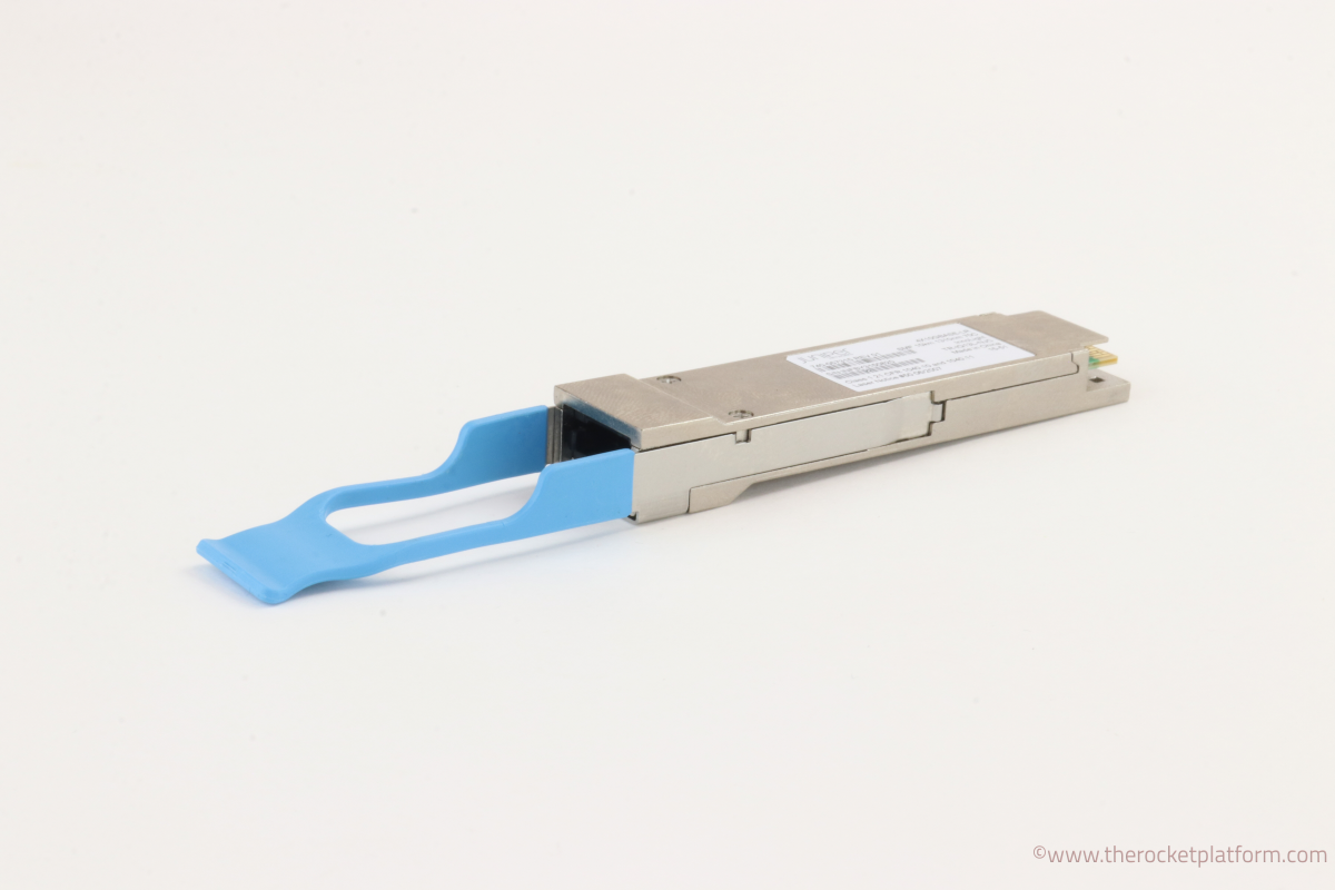 JNP-QSFP-4X10GE-LR - Juniper QSFP+ 40G Breakout 4x10GBASE LR 10km SMF MPO-12 APC Receptacle