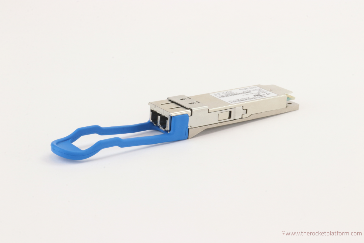 740-073095 - Juniper QSFP+ 40GBase-LR4 40 Gigabit Optics for 10km SMF