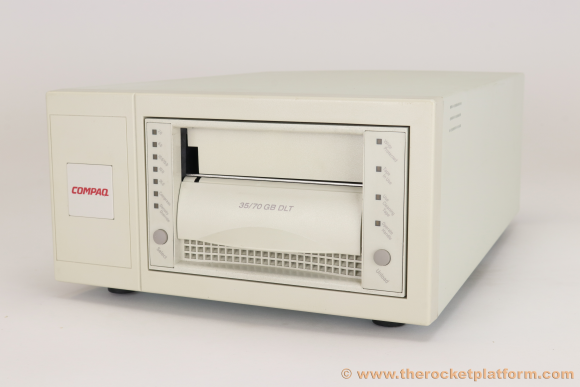 242854-B21 - HP DLT7000 External Tabletop SCSI Tape Drive
