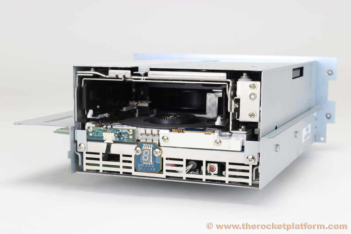 46X1938 - IBM 3573-L2U 3573-L4U (TS3100 TS3200) LTO-5 SAS Tape Drive