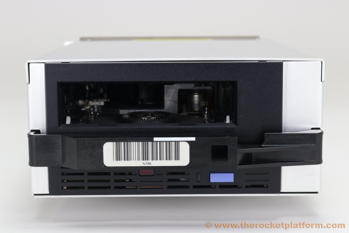 3576-8242 - IBM 3576 (TS3310) LTO-5 FC Tape Drive